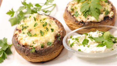 Пълнени гъби с крема сирене и пармезан
