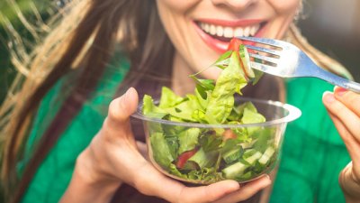 Хранителен детокс след празничното преяждане 