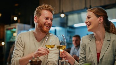 Кои са знаците, че Скорпионът ви харесва?