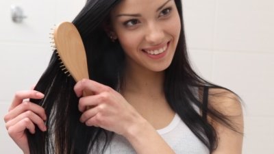 Бадемово масло за дълги мигли, здрави коса и кожа