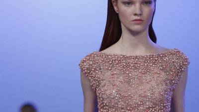 С кои цветове се комбинира розовият цвят?