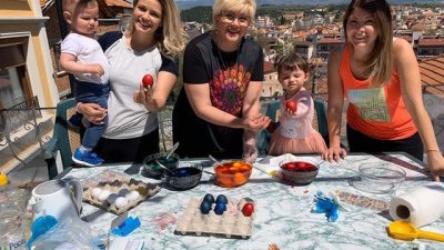 Николина Чакърдъкова: Да се радваме на времето с най-близките си