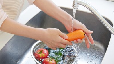 Храни, които задължително да измивате преди консумация (галерия)