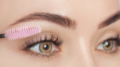 Как да оформите веждите си като професионалист вкъщи