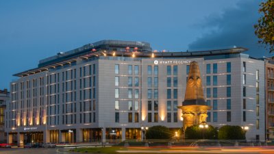 Първият Фестивал на светлините LUNAR превръща София в галерия под открито небе