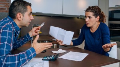 11 признака на финансов тормоз във връзката 