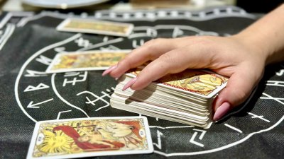 Таро карта за 16 април