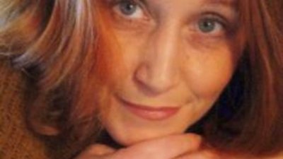 Мона Чобан: Чета всичко българско, до което се докопам