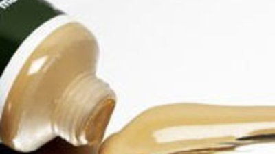 Необходим ли е фон дьо тенът