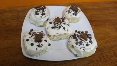Руло с кокос, маскарпоне и бял шоколад