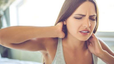 Причини за болки във врата и гърба по време на сън