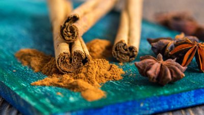 Маски с канела за здрави коса и скалп