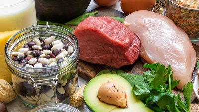 Защо витамин В12 е важен и откъде да си го набавите