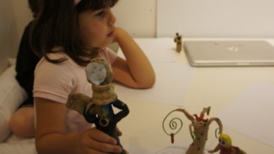 Обикновени детски играчки от пластилин и хартия