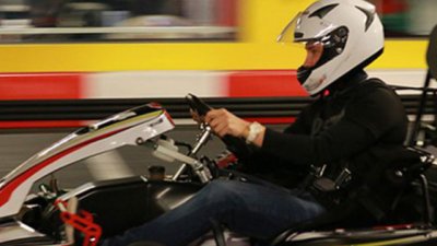 Празничните герои канят на благотворителен турнир по картинг