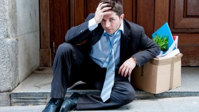 Как да преодолеете внезапната загуба на работното място?