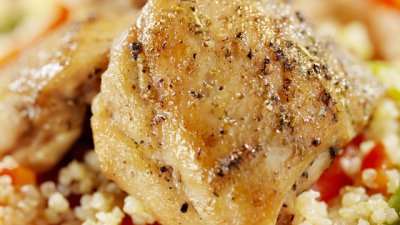 Пилешко с киноа и зеленчуци