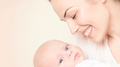 УНИЦЕФ подкрепя родители на малки деца