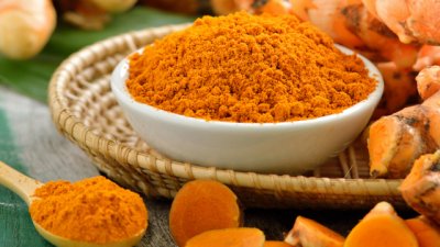 Ледени кубчета с куркума за здрава и красива кожа