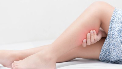 Синдром на неспокойните крака – как да го облекчите