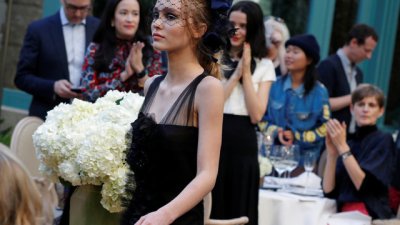 Chanel с разкошна колекция в „Риц“ (галерия)