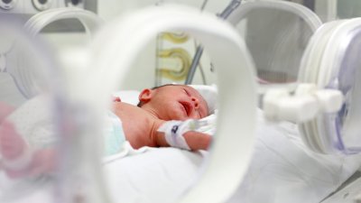 Защо всяко десето дете се ражда недоносено?