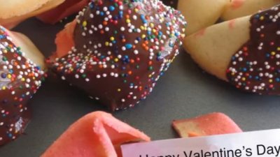 Курабийки с любовно послание за Свети Валентин