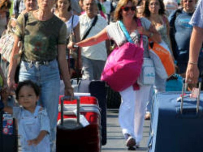 Нови правила за ученическите екскурзии