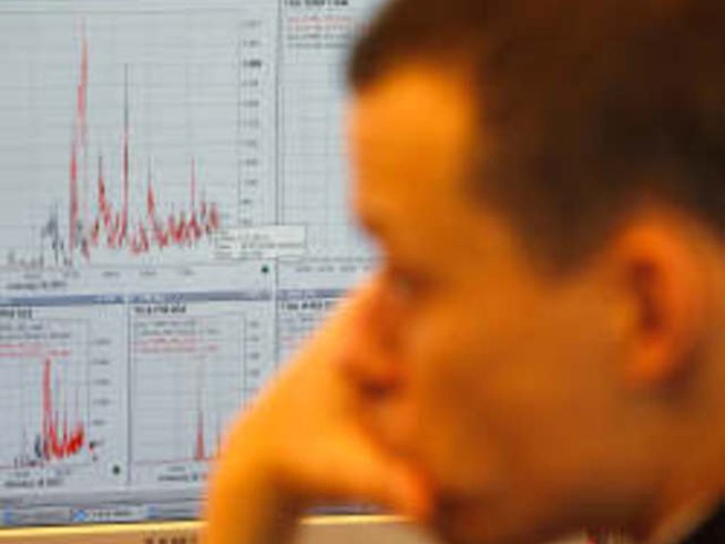 Кариера на всяка цена - черноработници с бели якички