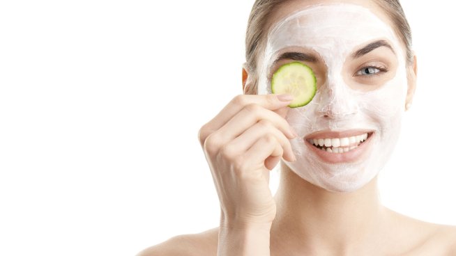 Дълбоко хидратиращи маски за здрава кожа през зимата