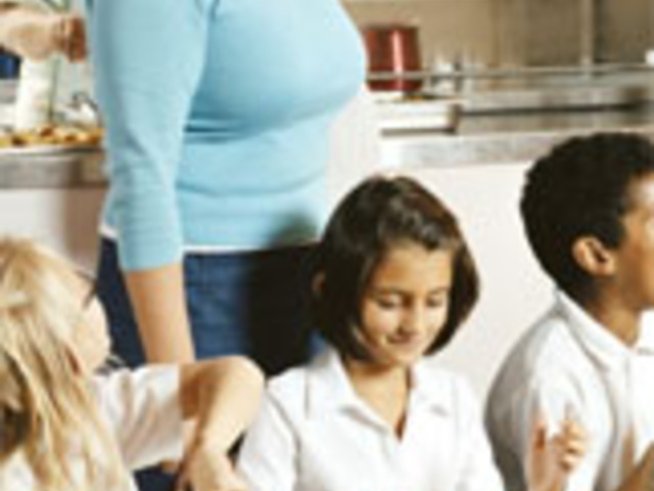 Нов пункт за обедно хранене на деца в София