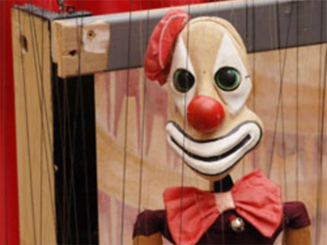 Днес е денят на кукления театър