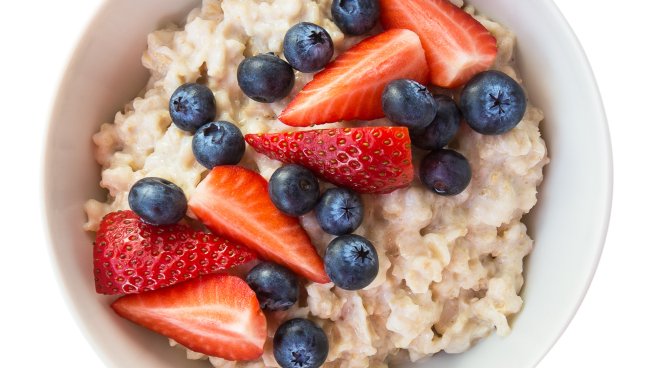 Защо горските плодове са най-добрата добавка към овесената закуска 