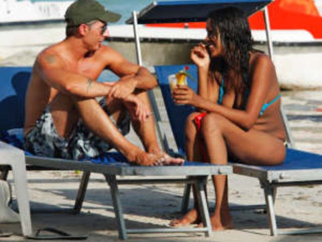 Знаци, че лятната свалка ще прерасне във връзка