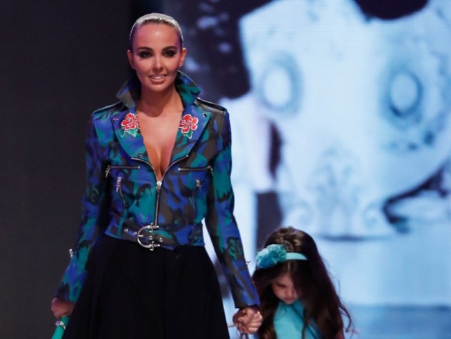 Колекция на Cesare Paciotti с участието на Николета Лозанова и дъщеричката й, SFW SS 2016 / Фото: Иван Йорданов.