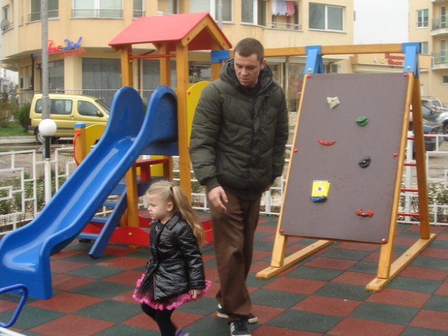 Ицо Хазарта с дъщеря си Лора.