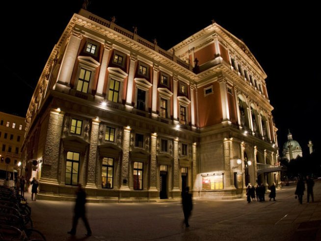 „Концертмайсторите“ се завръщат в зала „България“