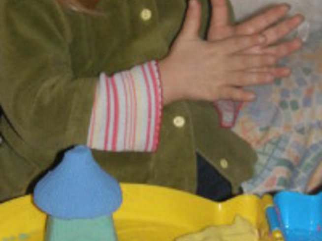 Цветен лунен пясък