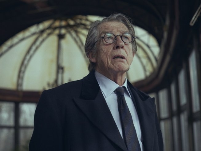 Джон Хърт. Снимка: The Last Panthers © 2015 Sky UK Ltd.