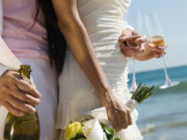 Двама светии на една маса