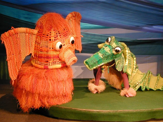 Снимка: Столичен куклен театър, „Любопитното слонче”