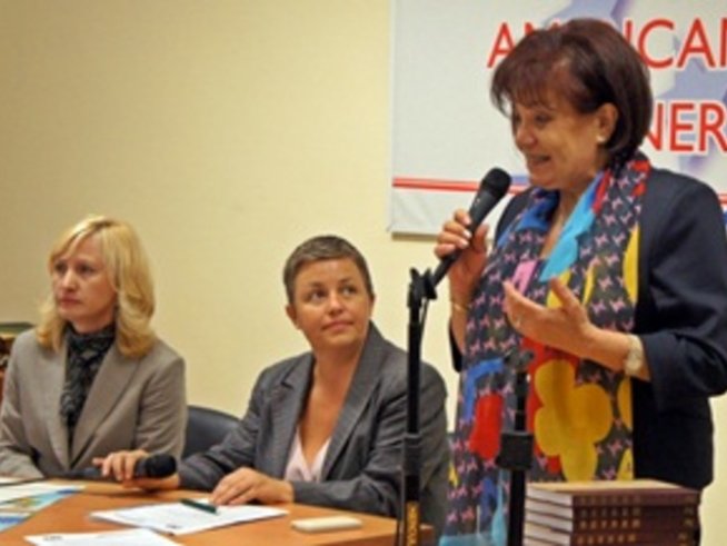 Най-любимата книга за лято 2012 е „Мечо Пух“, най-четящият град – Русе