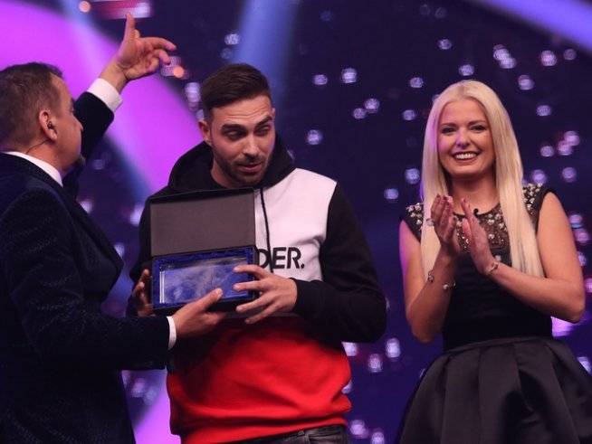 Тото е големият победител.