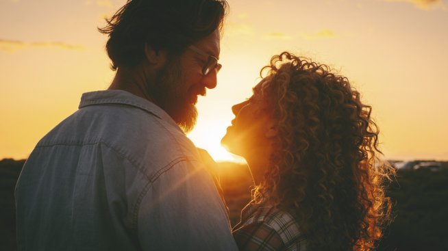 5 сигурни знака, че сте влюбени в мъж, не в момче. Снимка: istock
