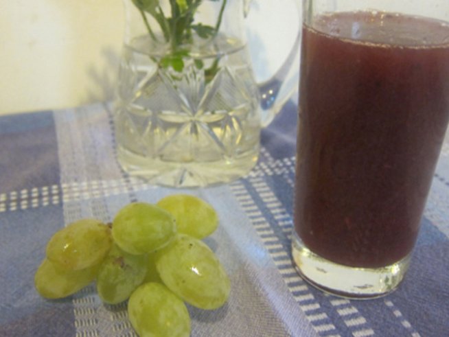 Гроздов сок – за младост и здраве