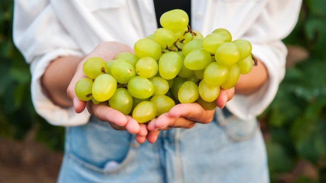 В бялото и червеното грозде са концентрирани противовъзпалителни съединения. Снимка: istock