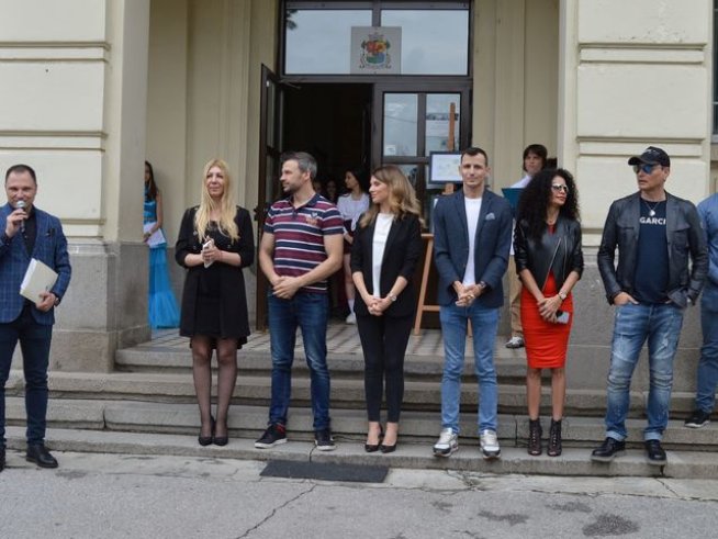 Виктор Дремсизов се включи в кампанията &bdquo;Успели българи дават личен пример&ldquo;