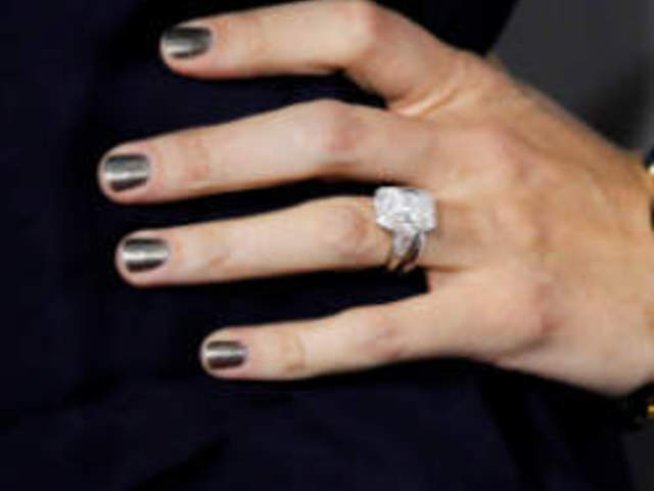 Страхотни маникюр и педикюр за лятото! Как?