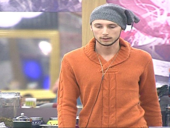 Big Brother изгони Джийсън заради непристойно поведение!