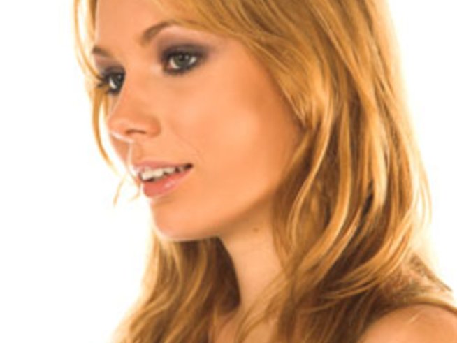 10 важни неща, които да лепнем на огледалото